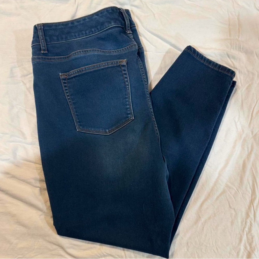 Dark Wash Skinny Jeans - Picture 2 of 6